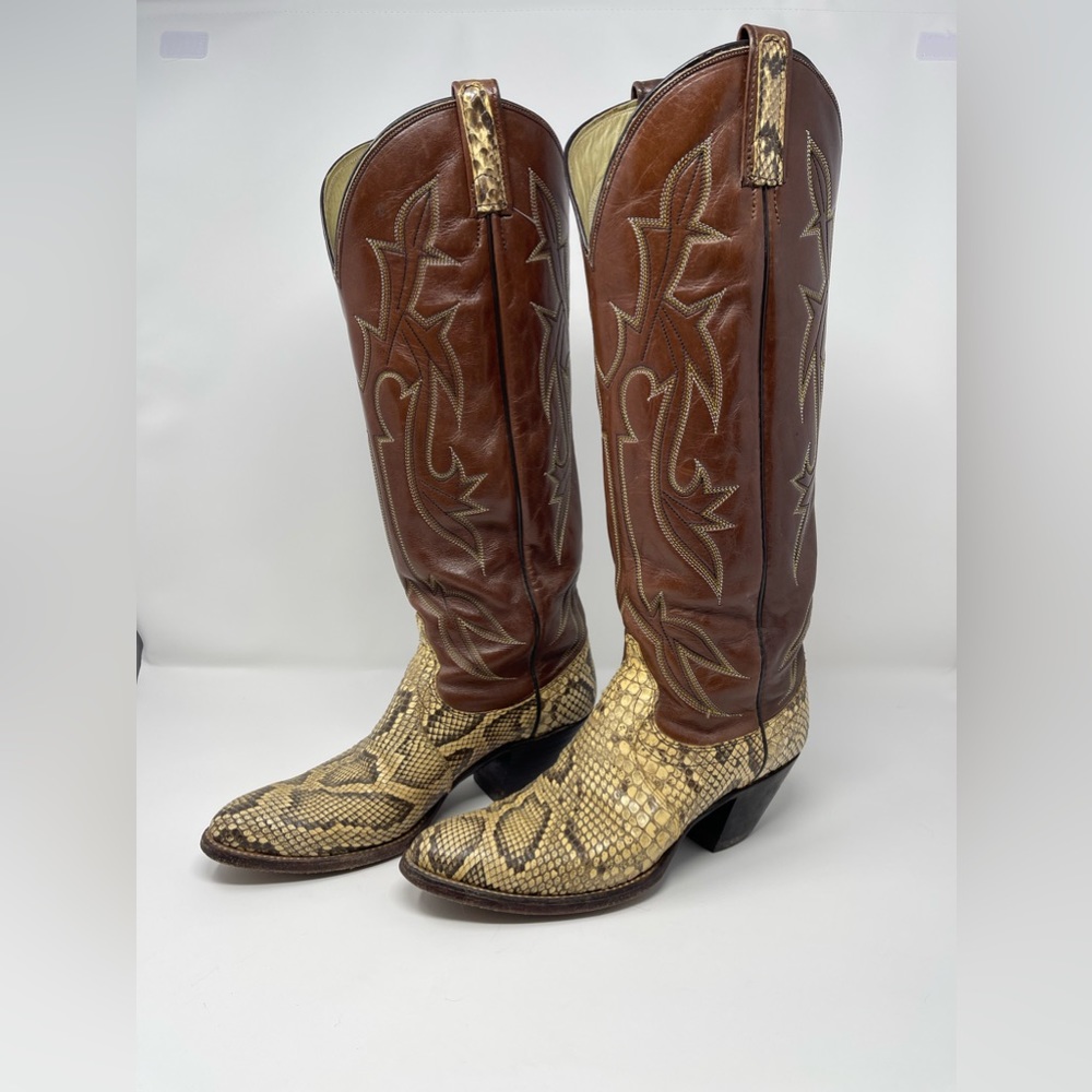 PRE-LOVED Vintage Dan Post Python Western Boots - Size 8